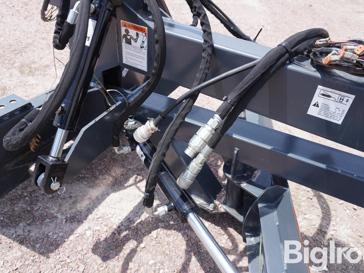 raytree-rmgb96-skid-steer-7'10"grader-blade-image-13