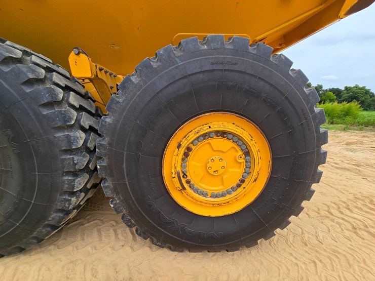2018-deere-460e-image-59