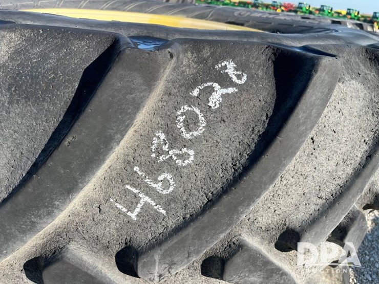 john-deere-4830-image-11