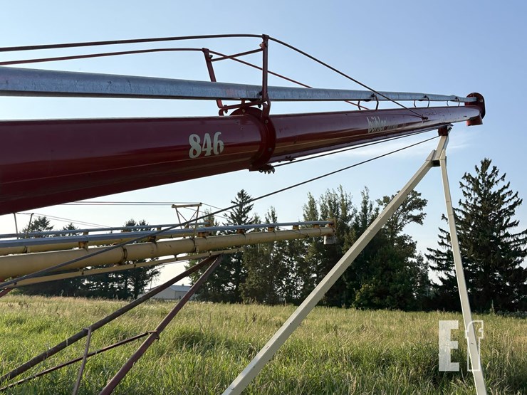 buhler-farm-king-846-image-4