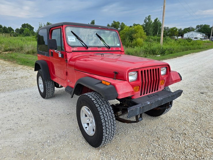 1994-jeep-wrangler-image-36