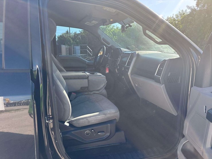 2015-ford-f150-image-23