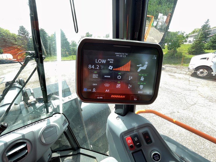 doosan-dl320-7-image-28