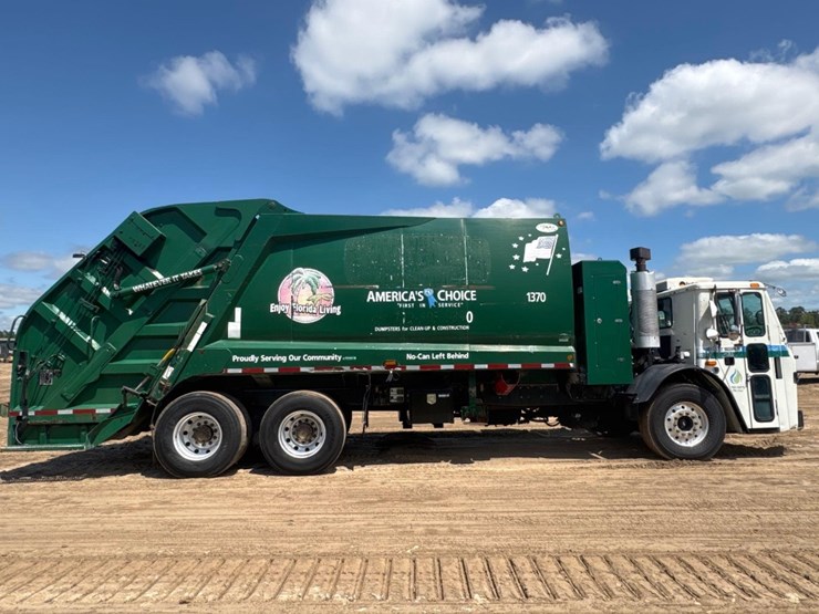 2013-mack-leu633-image-5