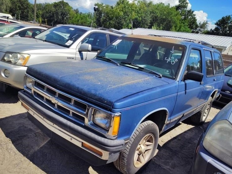 1994-chevrolet-blazer-image-1