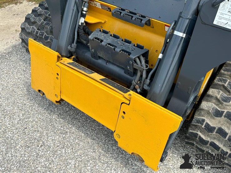 2023-deere-333g-image-9