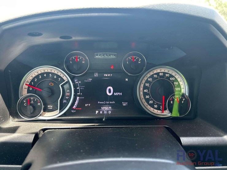 2017-dodge-ram-1500-image-13