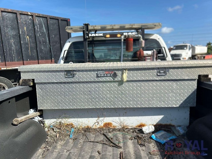 2008-ford-f350-image-18