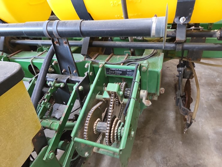 john-deere-7200-image-20