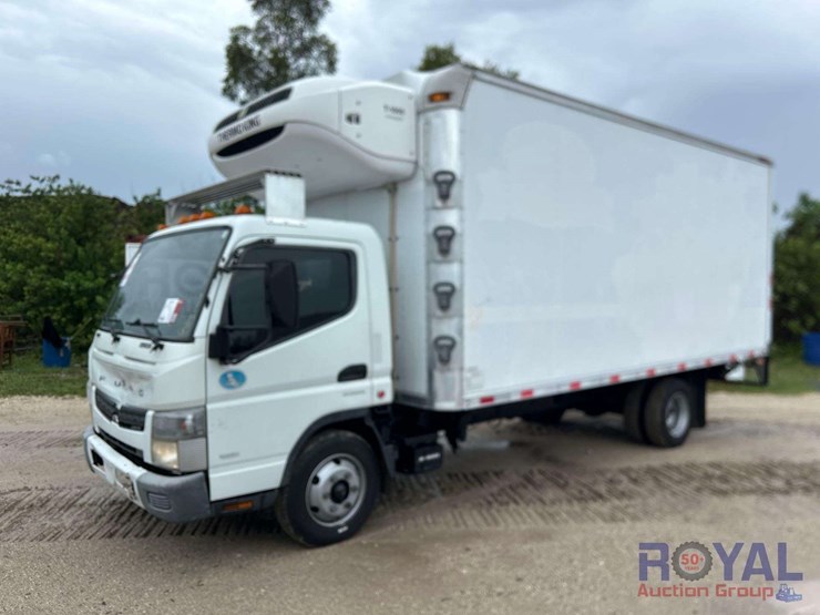 2013-mitsubishi-fuso-fec92s-image-1