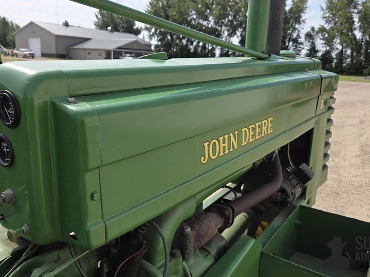 john-deere-b-image-17