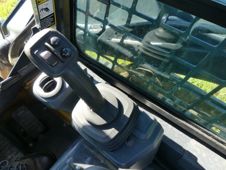 deere-317g-image-14