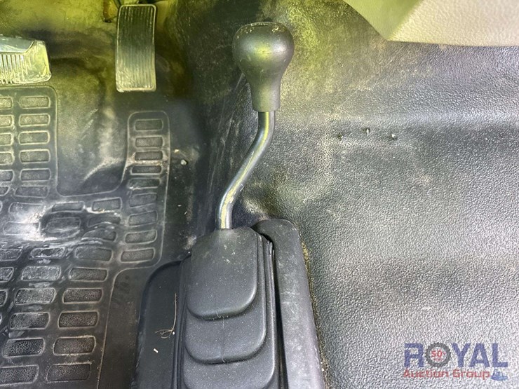 2009-ford-f550-image-16
