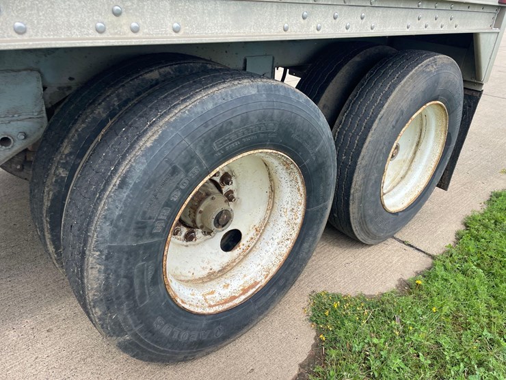 1993-wilson-grain-trailer-image-8
