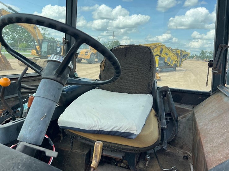 john-deere-4440-image-24