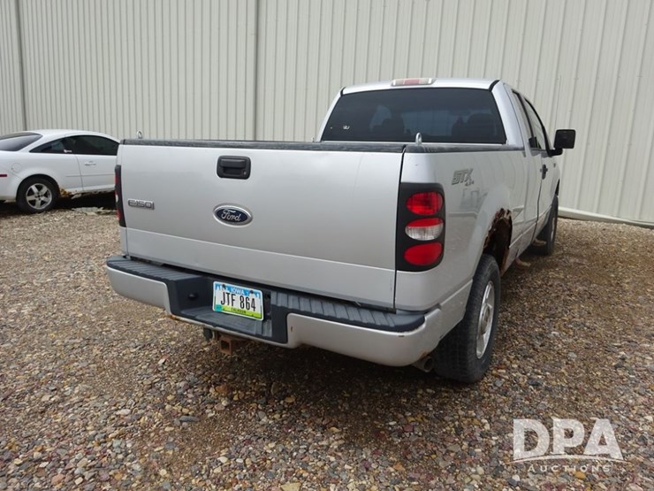 2004-ford-f150-image-15