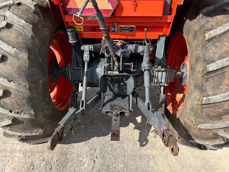 kubota-m6800-image-8