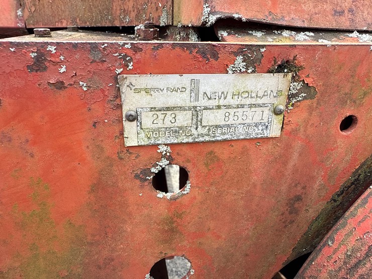 new-holland-273-image-3