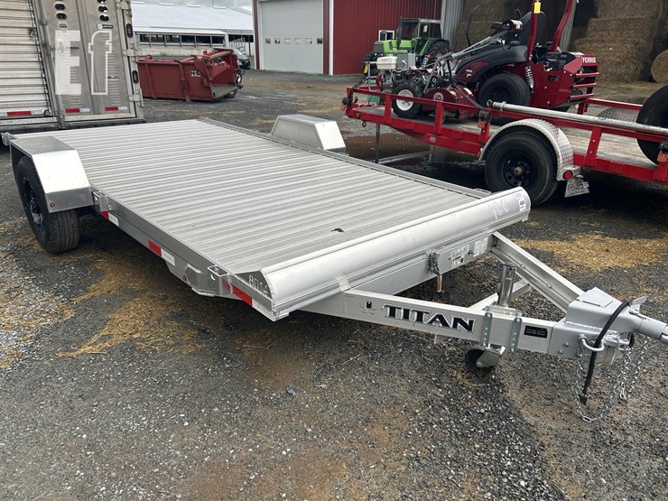 2022-titan-trailer-image-3