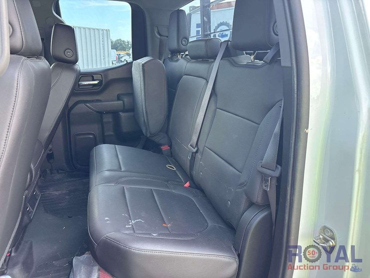 2019-chevrolet-silverado-1500-image-23