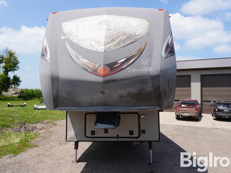 2015-forest-river-spartan-43'-3-slide-tri/a-camper-image-2