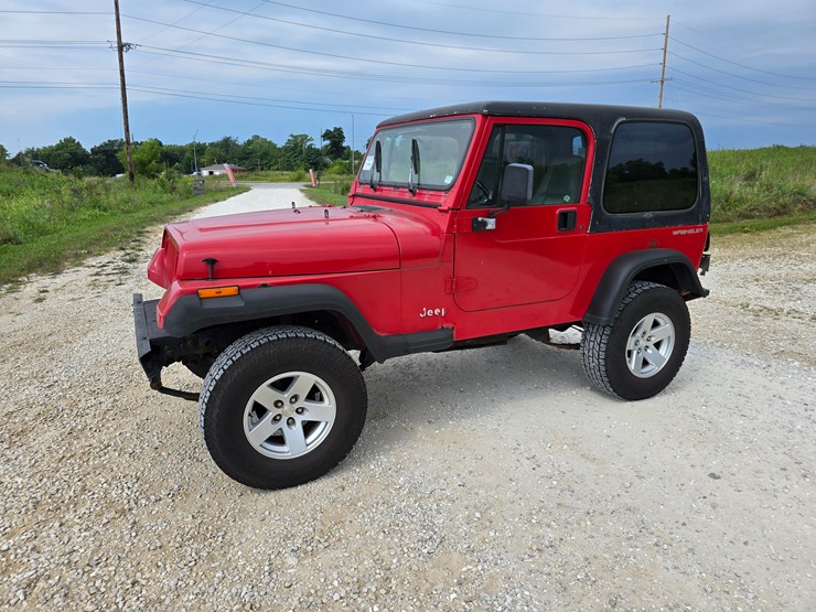 1994-jeep-wrangler-image-5