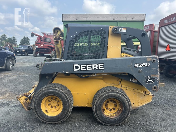 2012-deere-326d-image-2