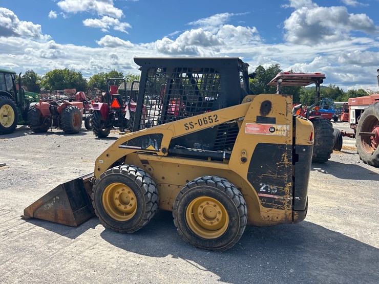 caterpillar-216-image-5