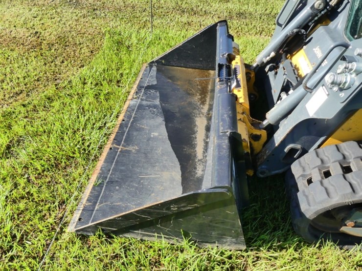 deere-317g-image-10