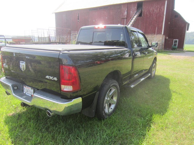 2011-dodge-ram-1500-image-5
