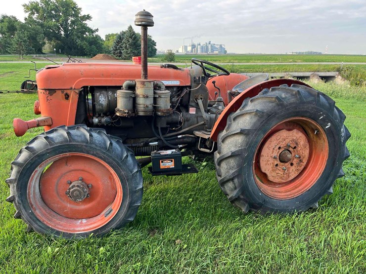 tractor-image-2