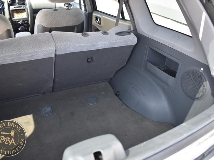 2005-hyundai-santa-fe-image-25