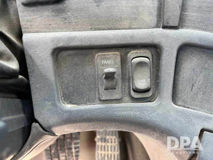 2009-freightliner-truck-(jn2397,-unit-277091)-image-58
