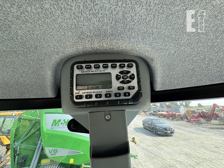 2016-new-holland-ts6.120-image-28