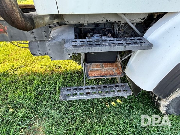 2000-sterling-dry-tender-truck-(gp11245,-unit-123831)-image-57