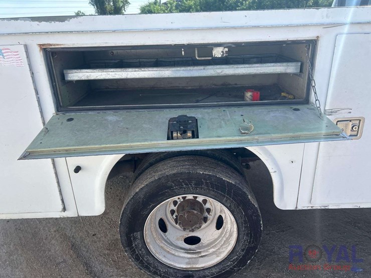 2014-ford-f450-image-25