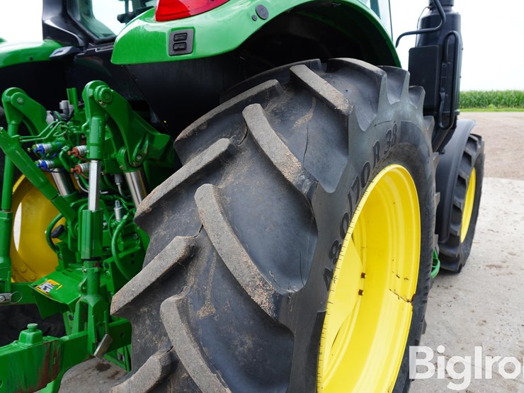 2020-john-deere-6120m-image-14