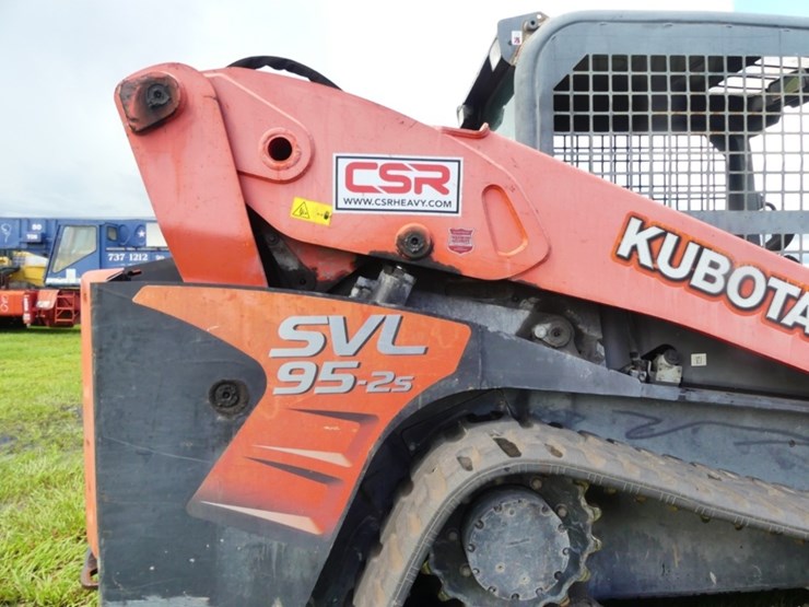 kubota-svl95-2s-image-7