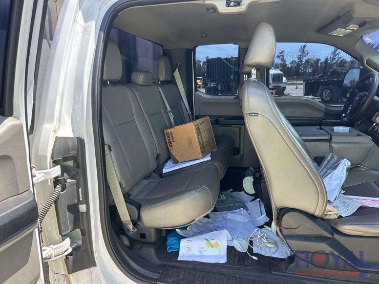 2017-ford-f550-image-34