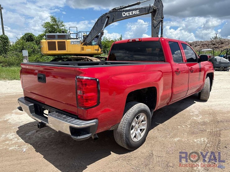 2015-chevrolet-silverado-image-3