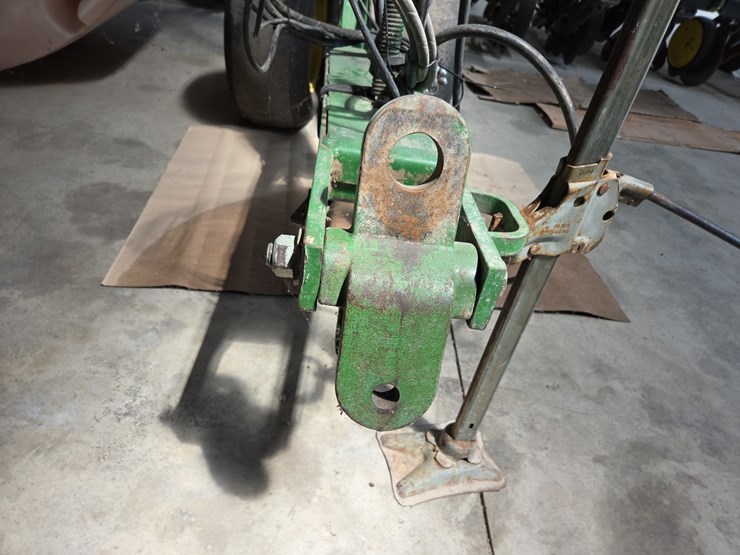 john-deere-750-image-29