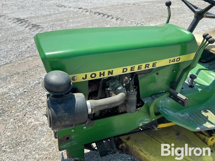 john-deere-140-image-11