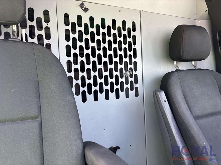 2019-freightliner-sprinter-1500-image-23