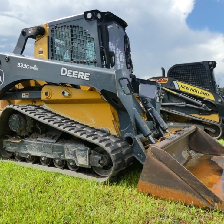 DEERE 333G