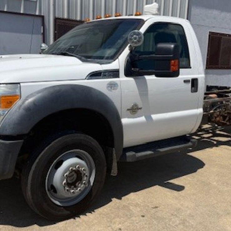 2016 FORD F550