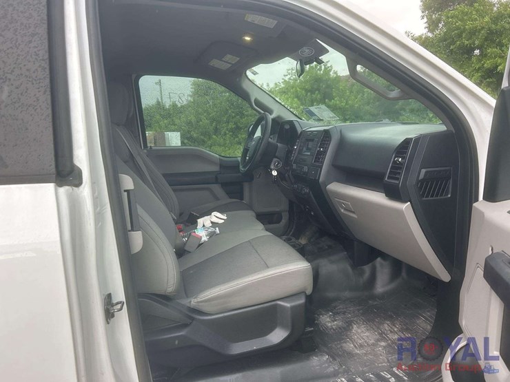 2016-ford-f150-image-26