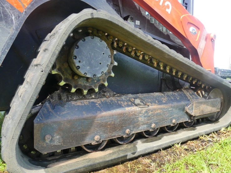 kubota-svl97-2-image-6