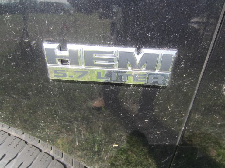 2011-dodge-ram-1500-image-10