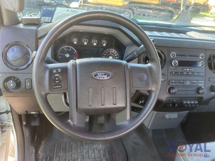2016-ford-f550-image-11