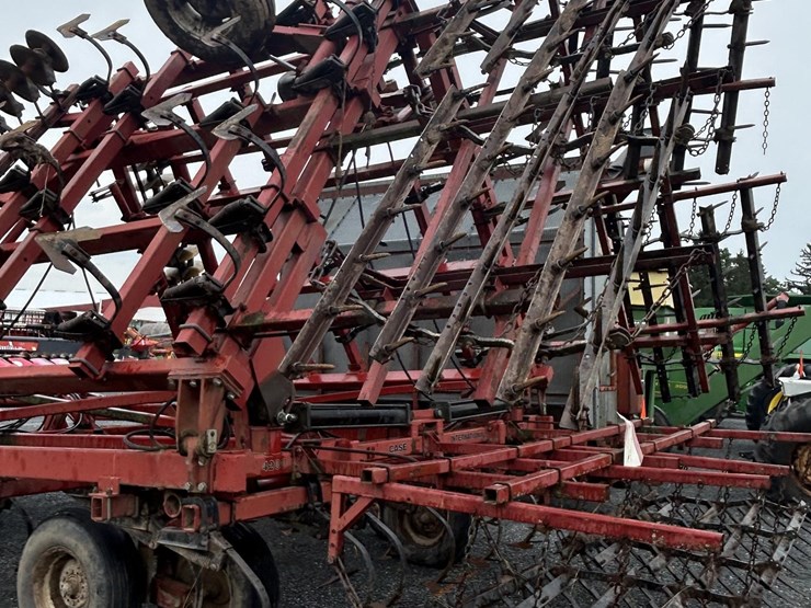 case-ih-4200-image-6